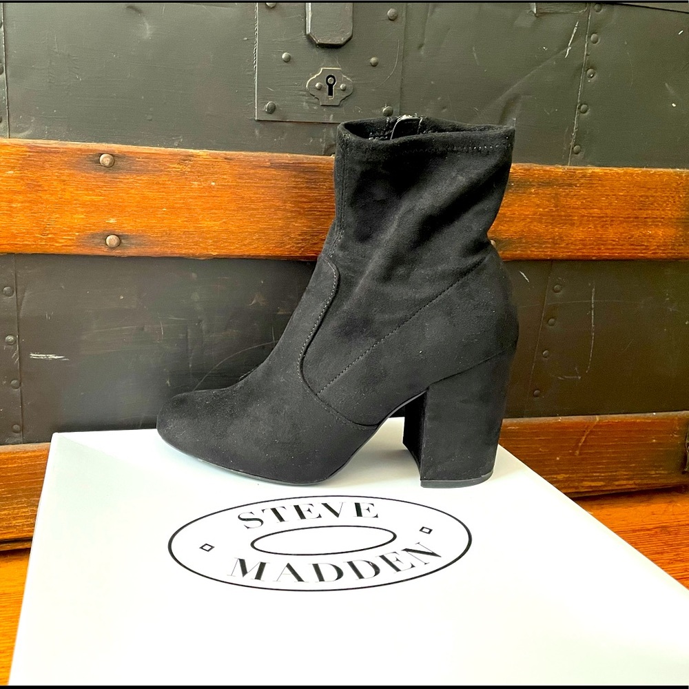 Steve Madden Black 7.5